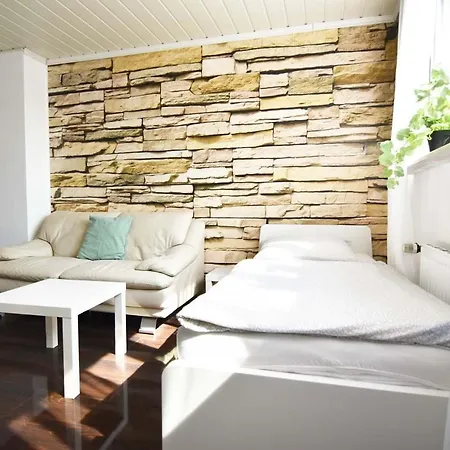 Cozy Worker * נידרקאסל